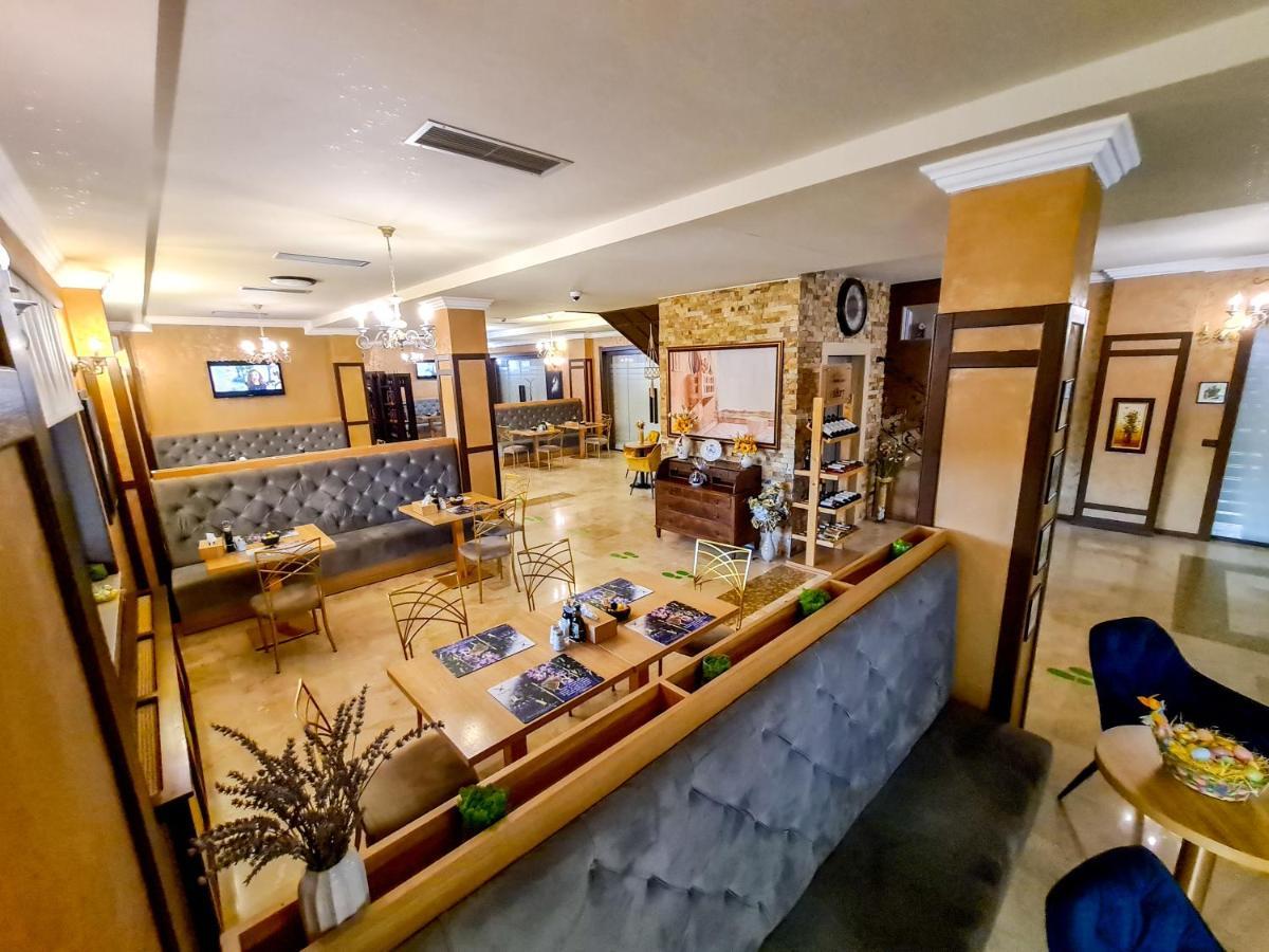 Hotel Yarus Plus Плоєшті Екстер'єр фото